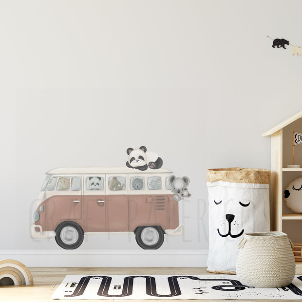 Craft Paper Co. Karakterleri Tatilde Çocuk Odası Duvar Sticker — El çizimi çocuk odası duvar sticker | Craft Paper Co