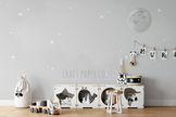Dolunay Ve Beyaz Yıldızlar Çocuk Odası Duvar Kağıdı — El çizimi, ölçüye özel üretim | Craft Paper Co