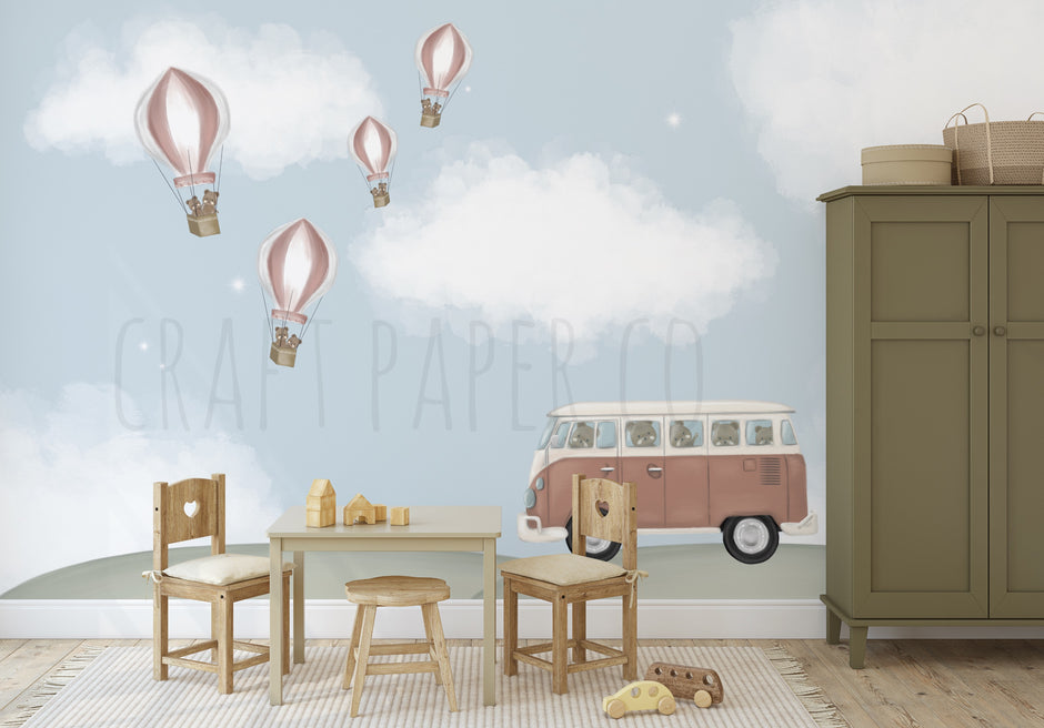 Maceralı Yolculuk (Kırmızı Balonlar) Çocuk Odası Duvar Kağıdı — El çizimi, ölçüye özel üretim | Craft Paper Co