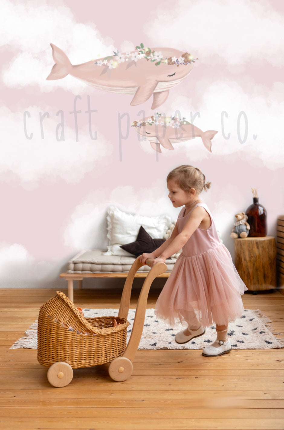 Pembe Balinalar Kız Çocuk Odası Duvar Kağıdı — El çizimi, ölçüye özel üretim | Craft Paper Co