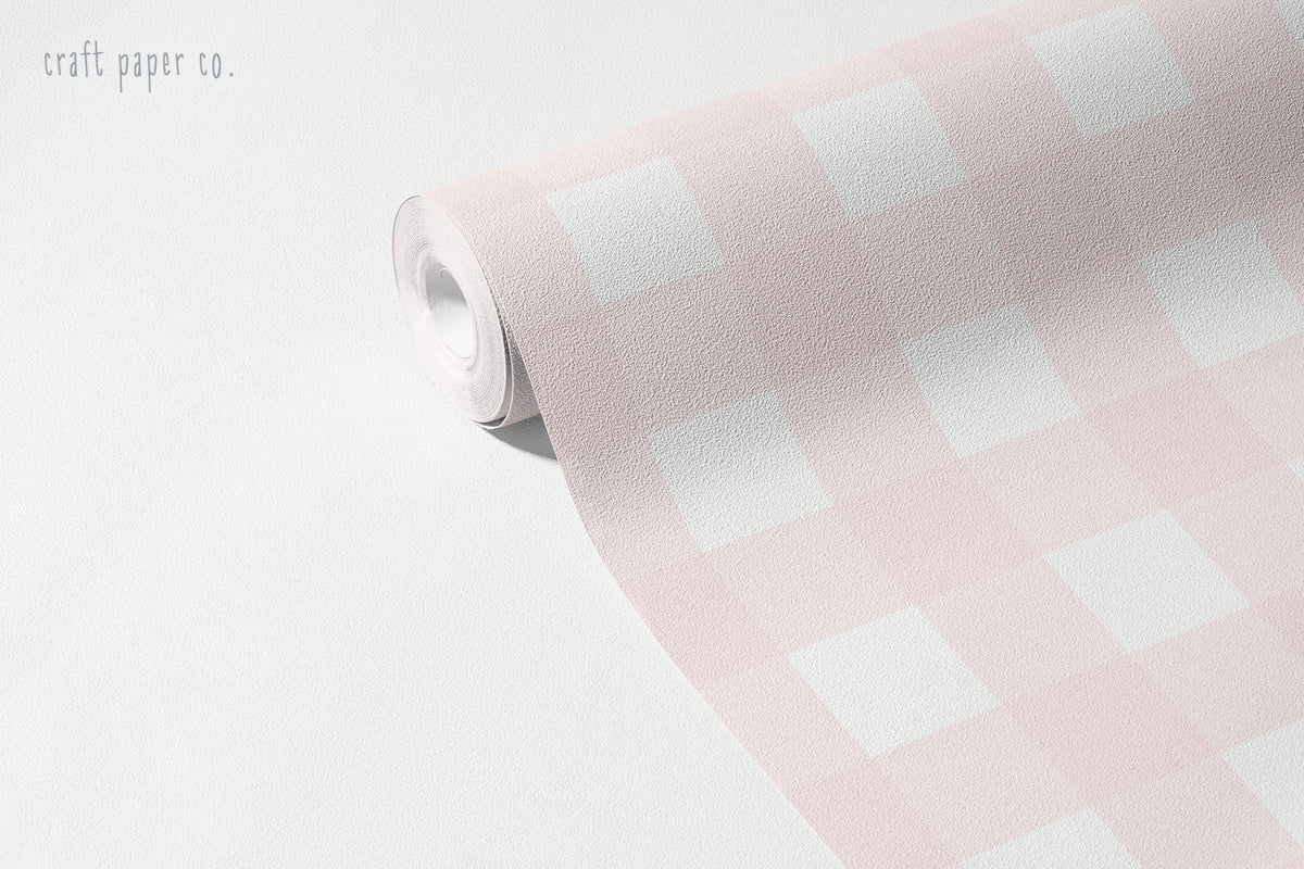 Pembe Pötikare Duvar Kağıdı; açılmış rulo üzerinde yaklaşık 5 cm pudra pembe kareler | Craft Paper Co
