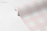 Pembe Pötikare Duvar Kağıdı; açılmış rulo üzerinde yaklaşık 5 cm pudra pembe kareler | Craft Paper Co