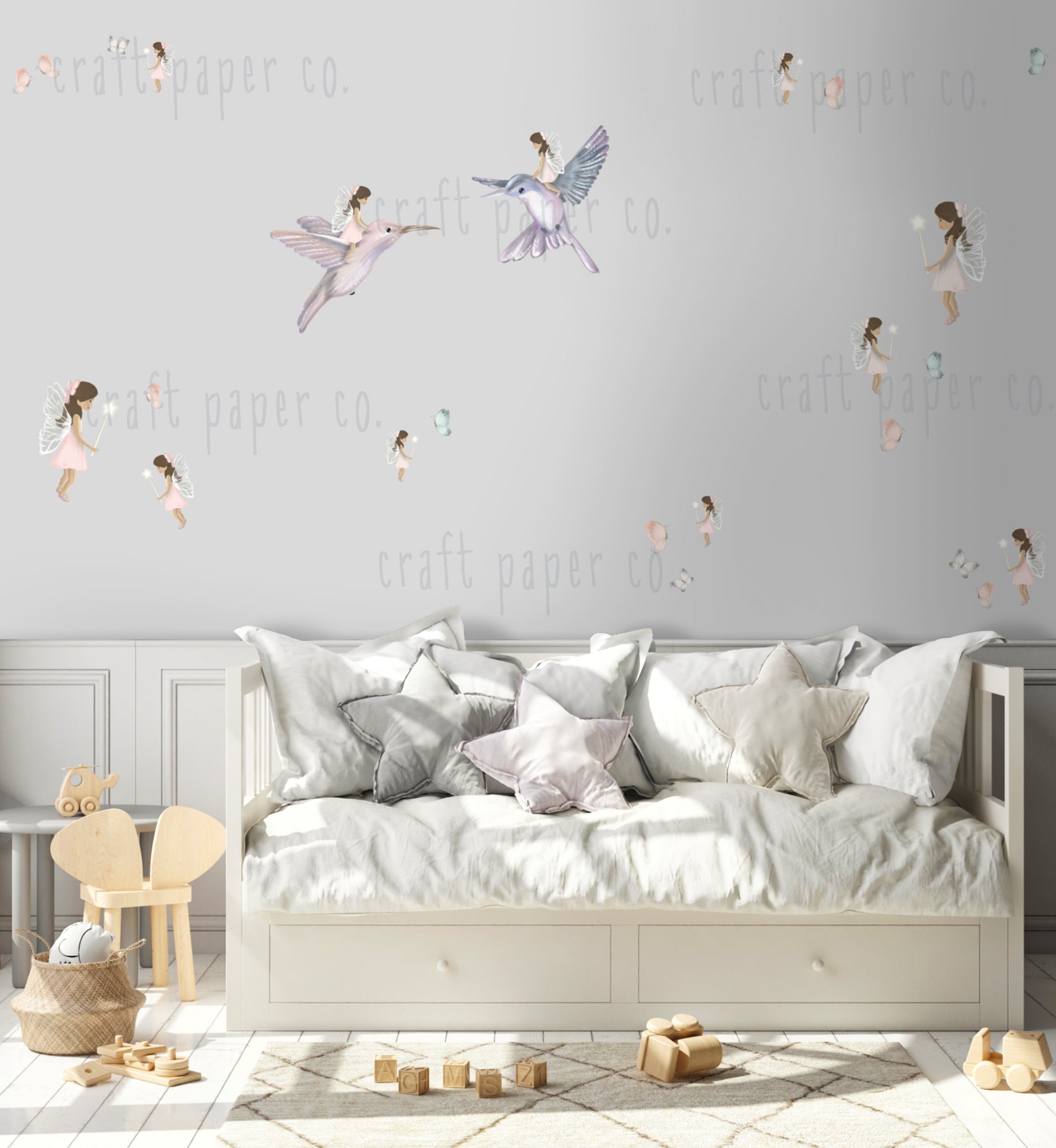 Periler, Kuşlar ve Kelebekler Çocuk Odası Duvar Sticker — detay görünümü | Craft Paper Co