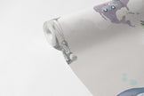 Rengarenk Dünya Haritası Grej Duvar Kağıdı; 94 cm non-woven kağıt rulosunda desen ve doku görünümü | Craft Paper Co