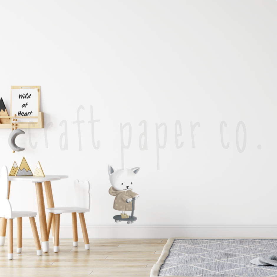 Scooterdan İnmeyen Kedi Çocuk Odası Duvar Sticker — detay görünümü | Craft Paper Co