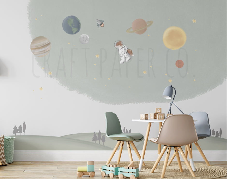 Suluboya Efektli Uzay Erkek Çocuk Odası Duvar Kağıdı — El çizimi, ölçüye özel üretim | Craft Paper Co