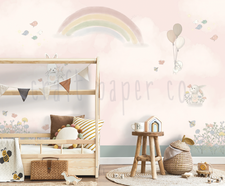 Tatlı Gökkuşağı Ve Tavşanlar Çocuk Odası Duvar Kağıdı — El çizimi, ölçüye özel üretim | Craft Paper Co