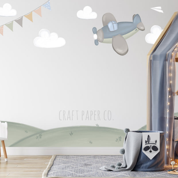 Uçak Ve Bayrak Çocuk Odası Duvar Kağıdı — El çizimi, ölçüye özel üretim | Craft Paper Co